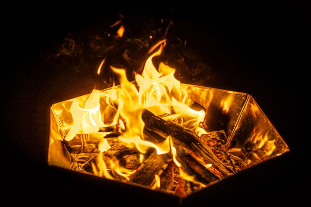 キャンプファイヤー、焚火でお肉を上手く焼くコツ