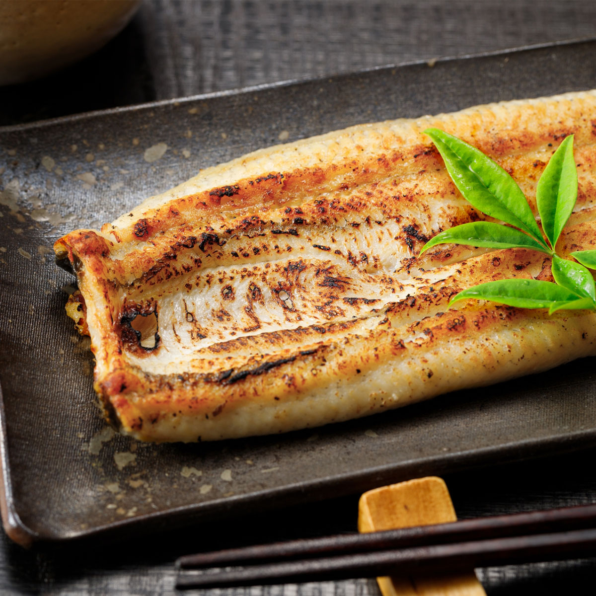 鹿児島うなぎ無頭 白焼1尾120g × 2P